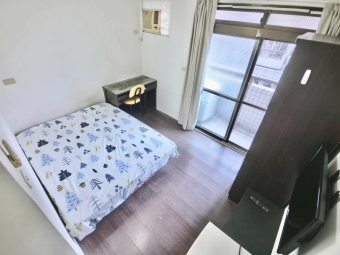 秒殺小資最愛✨電4.5✨陽台獨洗✨室內機車位✨南屯優選✨限女（第1張）