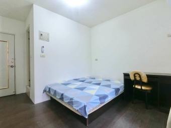 可短租半年✨電4.5✨陽台獨洗✨室內機車位✨全新變頻冷氣✨限女（第6張）