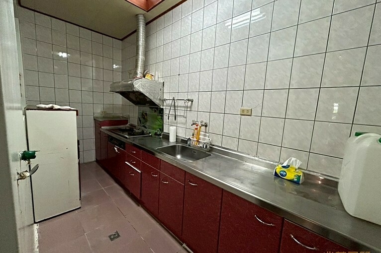 兆基社會住宅🏡秀水大透天~門前有車庫（第8張）