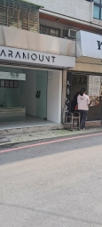 忠孝東路四段216巷東區明曜百貨名人巷商圈（第2張）