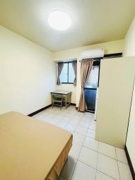 近逢甲獨立陽台套房-冷暖機(冬天不怕冷), 獨洗獨曬-管理室代收包裹（第4張）