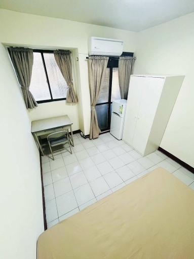 近逢甲獨立陽台套房-冷暖機(冬天不怕冷), 獨洗獨曬-管理室代收包裹（第1張）