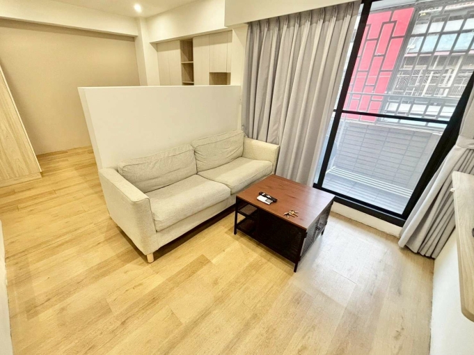 正1房1廳🏅可租補💰中島流理台🦞質感裝潢🌷家電全配（第1張）