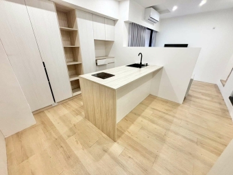 正1房1廳🏅可租補💰中島流理台🦞質感裝潢🌷家電全配（第9張）