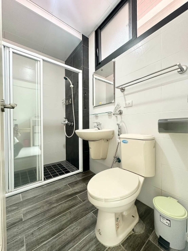 🌳近74💖電梯✨陽台獨洗🏠乾溼分離✔️質感社區💖 - Image 5