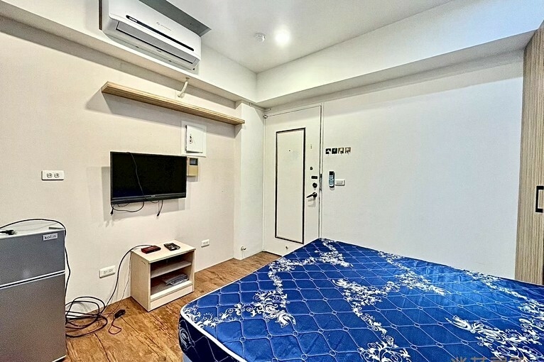 兆基社會住宅🏠有陽台套房~一卡皮箱入住（第2張）