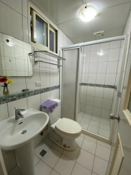 租金補助.飲水機.可停機車.倒垃圾.陽台洗衣.曬衣才可入住 - Image 18