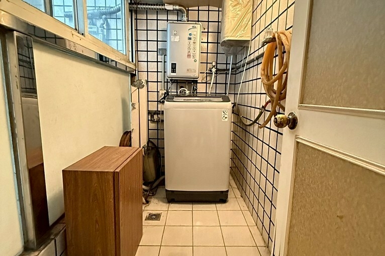 兆基🏡康寧街✅超稀有✅大坪數獨立門牌套房✅挑高2房（第7張）