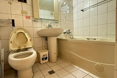 兆基🏡康寧街✅超稀有✅大坪數獨立門牌套房✅挑高2房（第9張）