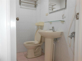 非頂樓☆中國醫水湳新床墊獨曬大套房~限女（第12張）