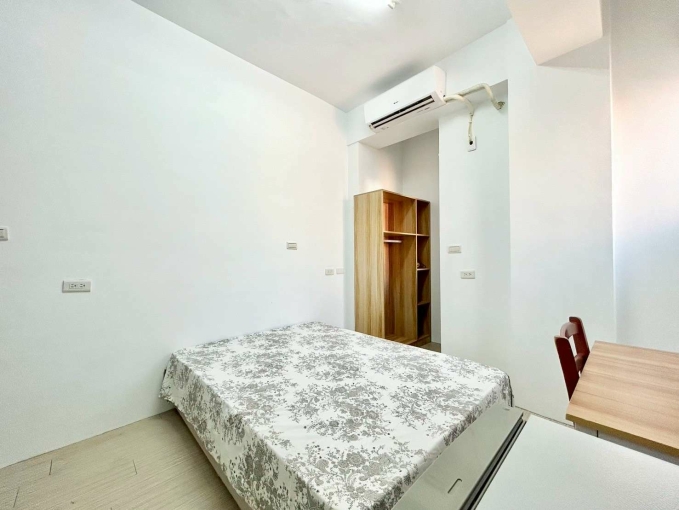 可租補*近全新*陽台獨洗曬*電梯套房*飲水機*子母車 - Image 4