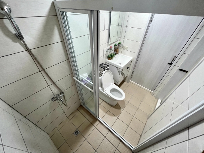 🔥南屯可雙租補🔥1房1廳🔥大間雙陽台🔥近外交部 - Image 2