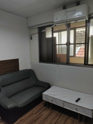 高雄火車站公寓（第1張）