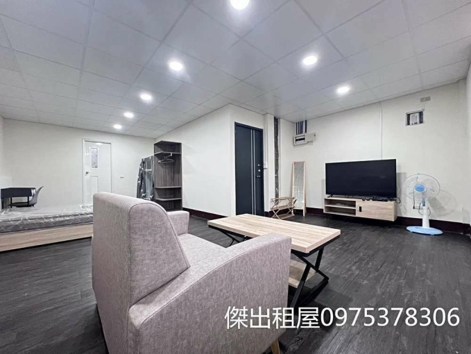 傑出租屋/近市府大坪數套房,可寵 - Image 3