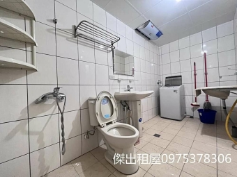 傑出租屋/近市府大坪數套房,可寵 - Image 8