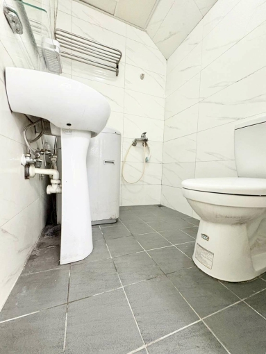 全新裝潢💖可租補💖獨洗曬💖有機車位💖採光好💖近戲院（第4張）