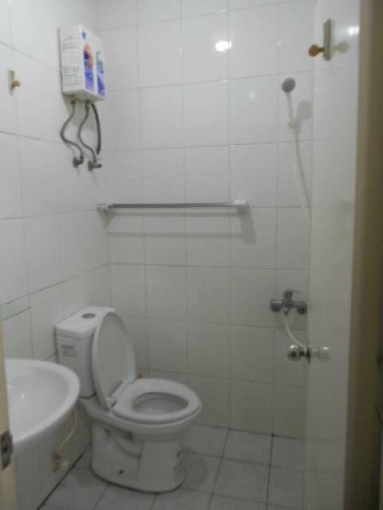 免仲介費 桃園國際路旁公寓3樓網路套房出租 只付電費 - Image 4