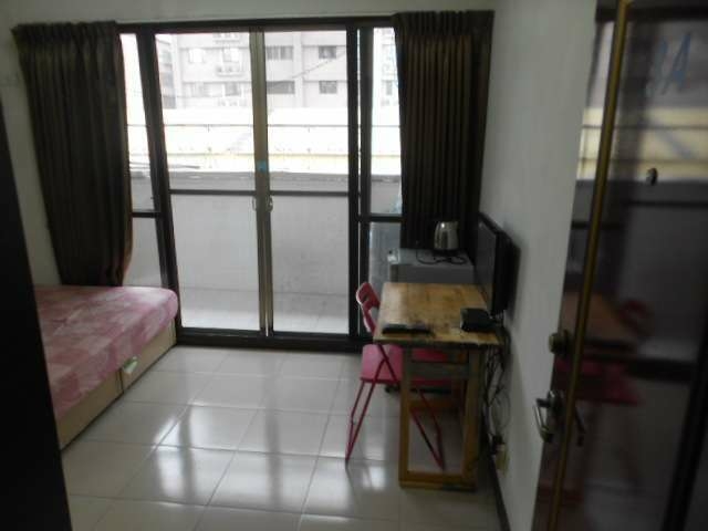 免仲介費 桃園國際路旁公寓3樓網路套房出租 只付電費 - Image 9