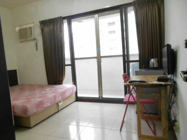 免仲介費 桃園國際路旁公寓3樓網路套房出租 只付電費 - Image 1