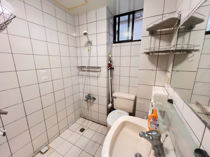 石牌商城靜巷電梯2房付車位（第8張）