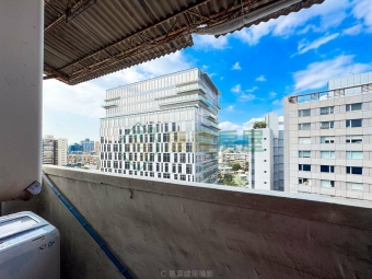 🌺中山國中MRT｜機能滿分｜高樓景觀美2+1房（第14張）