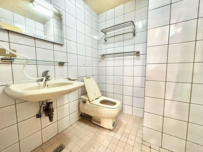 超扯超便宜💖可租補✨大陽台獨洗✨機車位✨木地板✨慢來就沒 - Image 4