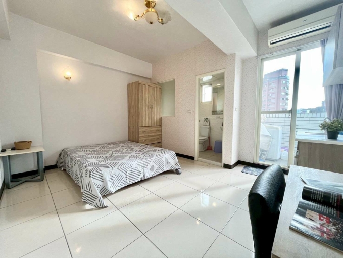 🔥北區秒殺大套🔥陽台獨洗🔥電梯套房🔥近中科大 一中街 - Image 1