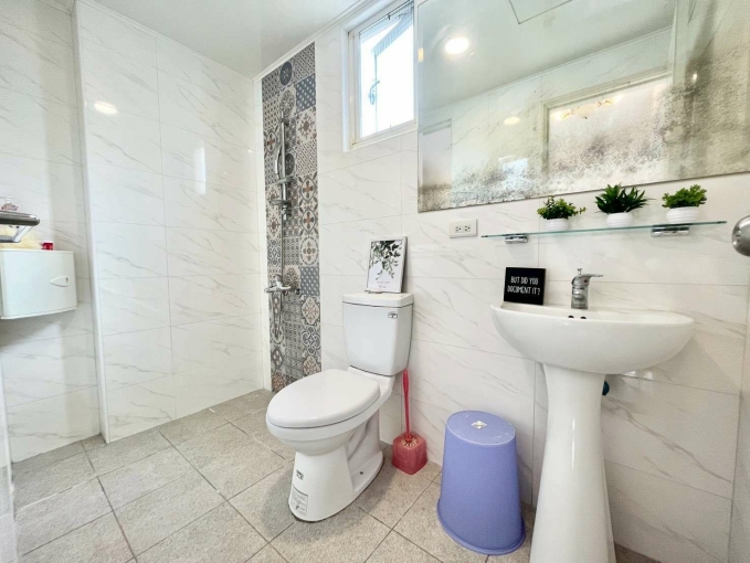 🔥北區秒殺大套🔥陽台獨洗🔥電梯套房🔥近中科大 一中街 - Image 3