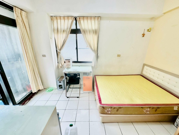 東海旁小資套房❤️台水電✨可租補入戶籍✨陽台獨洗✨邊間採光讚（第6張）