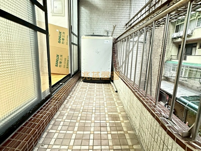 兆基社會住宅🏠東信路✅膝蓋救星✅低樓層✅敞亮大3房2廳✅（第7張）