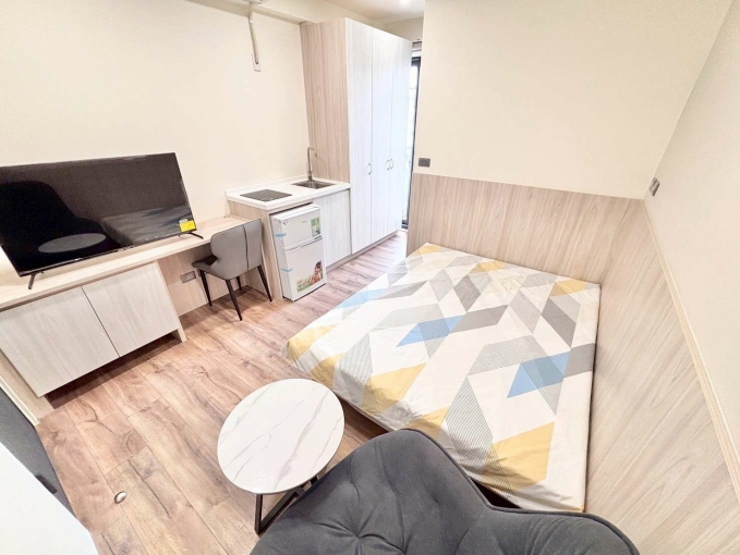 🧡請加賴🧡新蓋電梯套房🧡租屋補助🧡陽台獨洗🧡流理台🧡乾溼分離🧡代收包裹🧡秒殺速洽🧡（第4張）