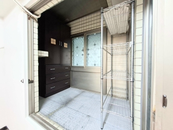 租補☆捷運☆正一房一廳☆流理台☆大陽台洗曬區 - Image 24