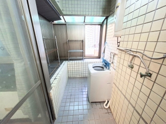 租補☆捷運☆正一房一廳☆流理台☆大陽台洗曬區 - Image 29