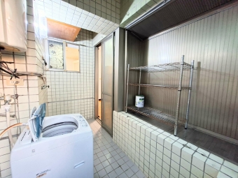 租補☆捷運☆正一房一廳☆流理台☆大陽台洗曬區 - Image 30