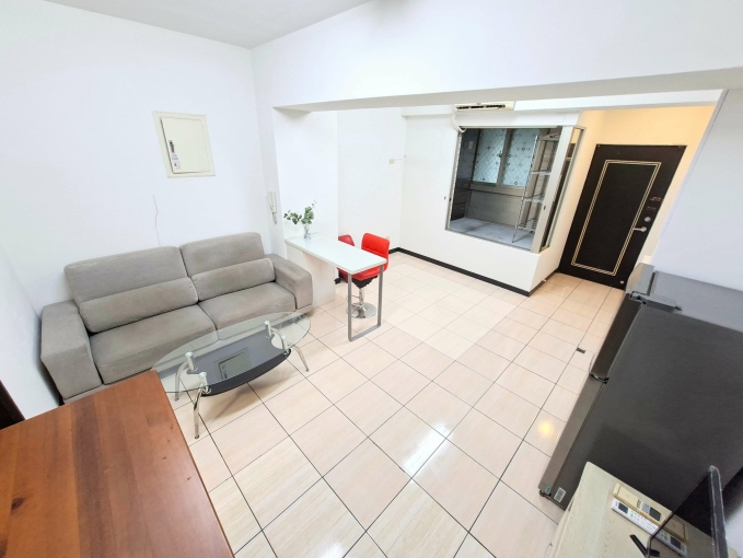 租補☆捷運☆正一房一廳☆流理台☆大陽台洗曬區 - Image 2