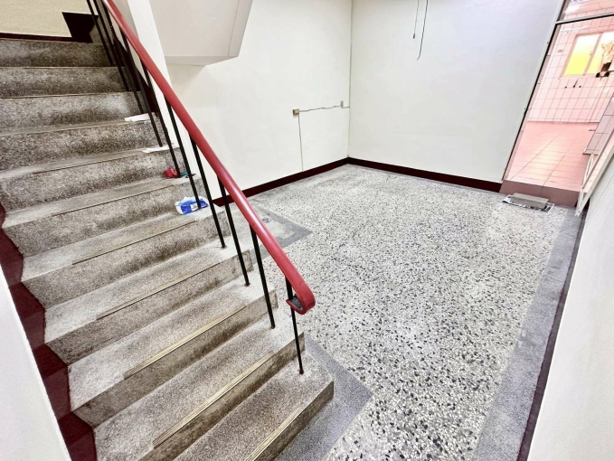 租客勞基法免費諮詢💖南區 臨路1+2樓店面 ｜工作室 ｜台水電 ｜雙車位（第9張）