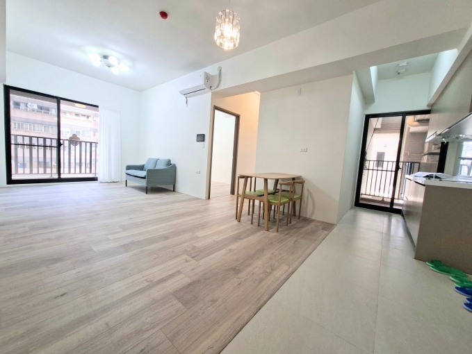 可雙租補☆全新未住☆電梯管理員☆平面車位機車位 - Image 1