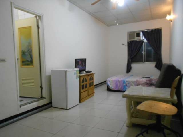 免仲介費  近桃園市政府及火車站公寓3樓網路大套房出租（第7張）