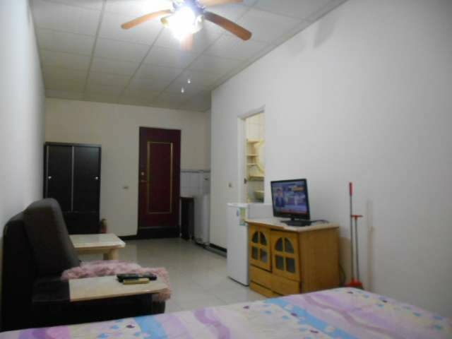 免仲介費  近桃園市政府及火車站公寓3樓網路大套房出租（第5張）