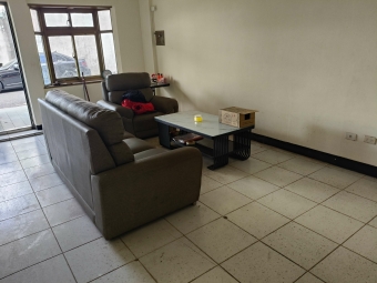 台南六甲龜子鋼透天厝俗俗出租（租金可在議價）（第1張）