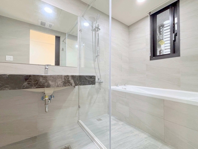 🔥西屯可寵豪宅🔥雙租補台水電🔥無邊際泳池🔥健身房（第2張）