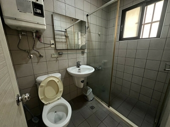 沛沛租🔅銘傳飲水機低樓層機車位（第4張）