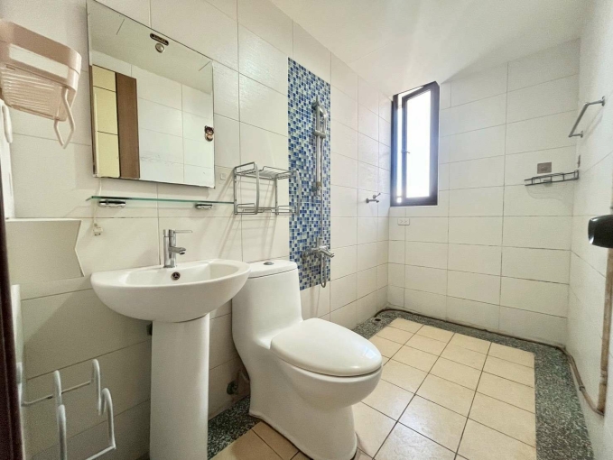 台中車站✅租補✅入籍✅（第6張）