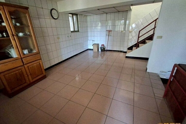 兆基社會住宅🏠中友透天4房3衛可租補設籍空間大（第3張）