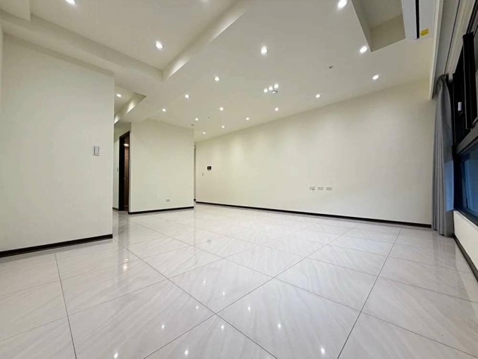 美術白天鵝x景觀宅x珍稀空屋x平車2+1給自行準備家具電的您（第4張）