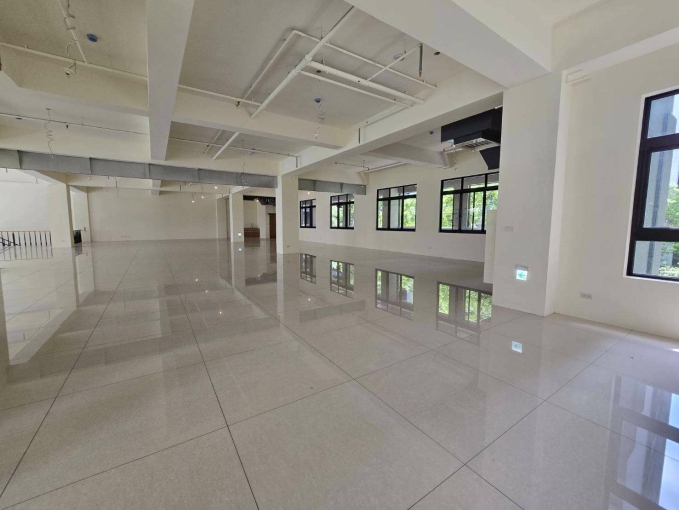 中路重劃區新大樓透天區1-2樓大坪數店面（第1張）