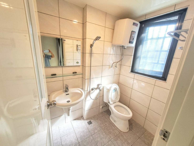 可租補☆整棟超新電梯套房☆陽台獨洗☆代收包裹☆子母車（第7張）