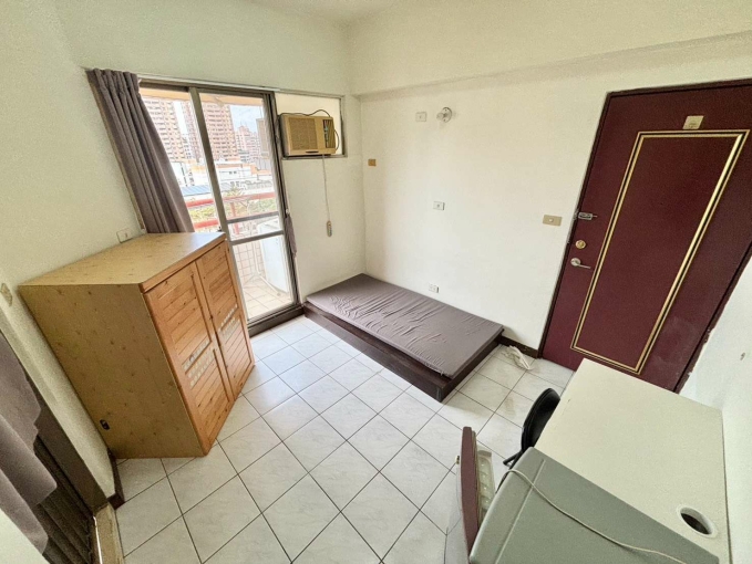 逢甲超便宜台水電兩套房✨陽台獨洗✨管理員✨學生合租必看✨（第9張）