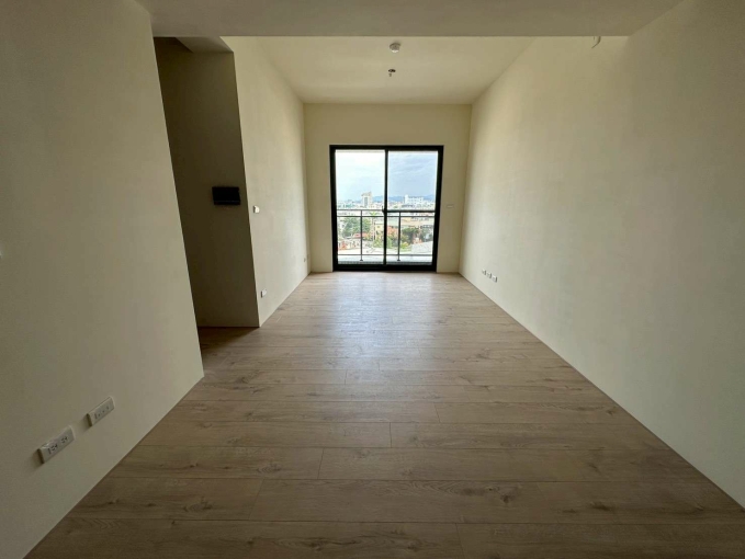 大里兩房休旅車位台水電含車含管 - Image 2