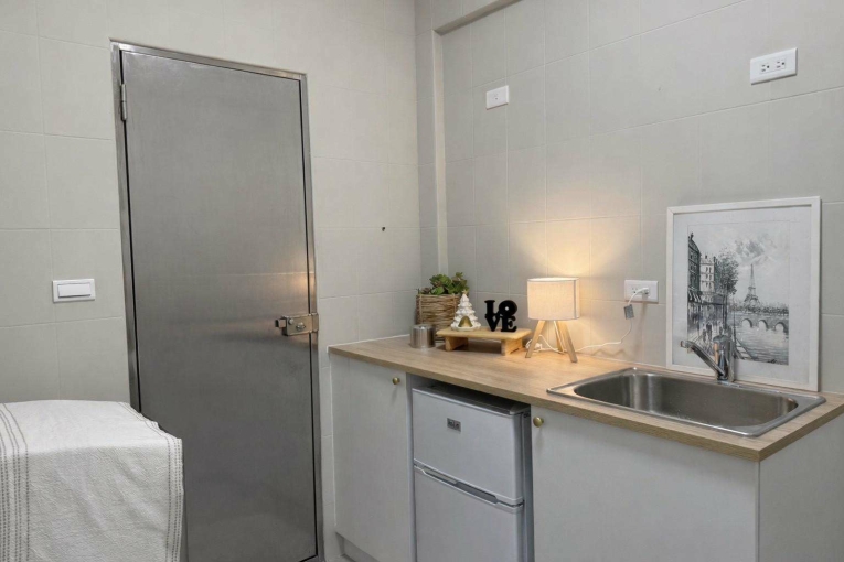 三重區.捷運三重國小站.代收垃圾.舒適設計感套房1F（第4張）